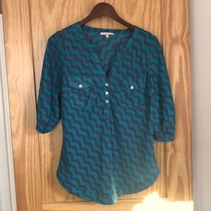 41 Hawthorn Stitch Fix Green Gray Henley size M